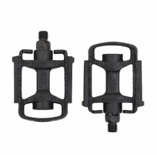 Педали детские TRIX Little Monster пластиковые,100x80мм, резьба 1/2",с шипами,черные 13836